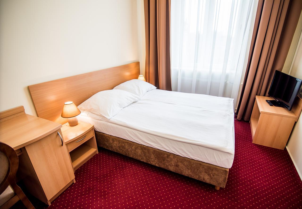 Hotel Piast Słupsk Esterno foto